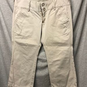 💕🎉Khaki capris